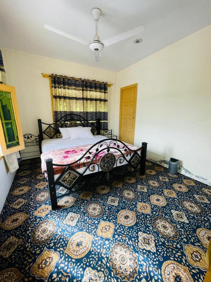 Отель Laal Haveli Скарду Экстерьер фото